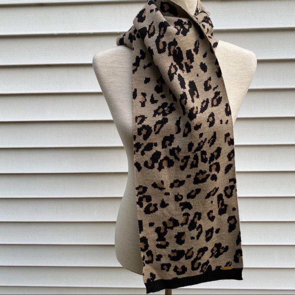 CALVIN KLEIN SCARF ANIMAL LEOPARD BEIGE TAN BLACK LONG RECTANGLE